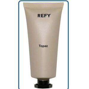 Refy Topaz Body Glow NWT 2.4 Oz